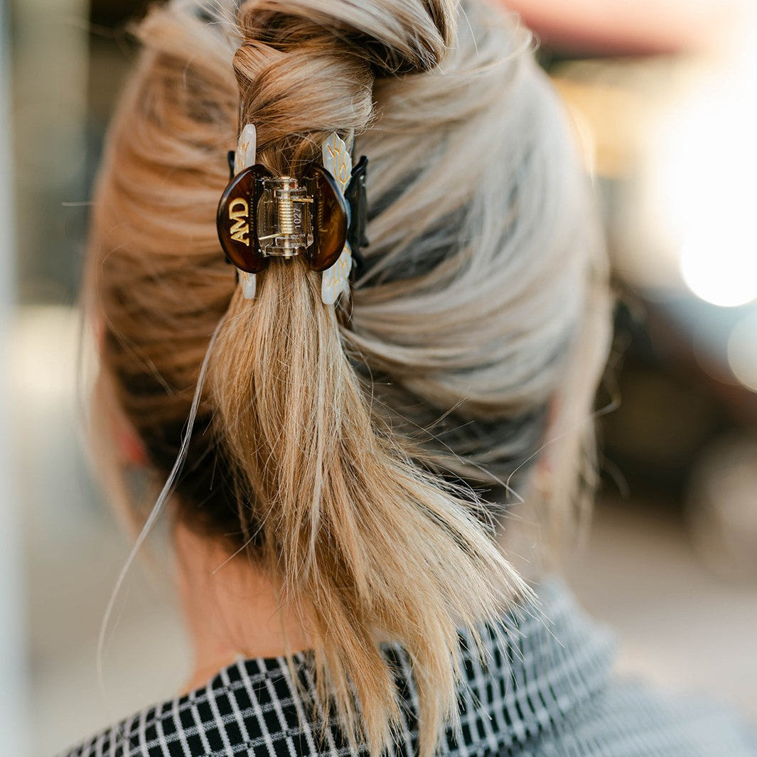 Bee Hair Clip - AMD COLLECTIVE