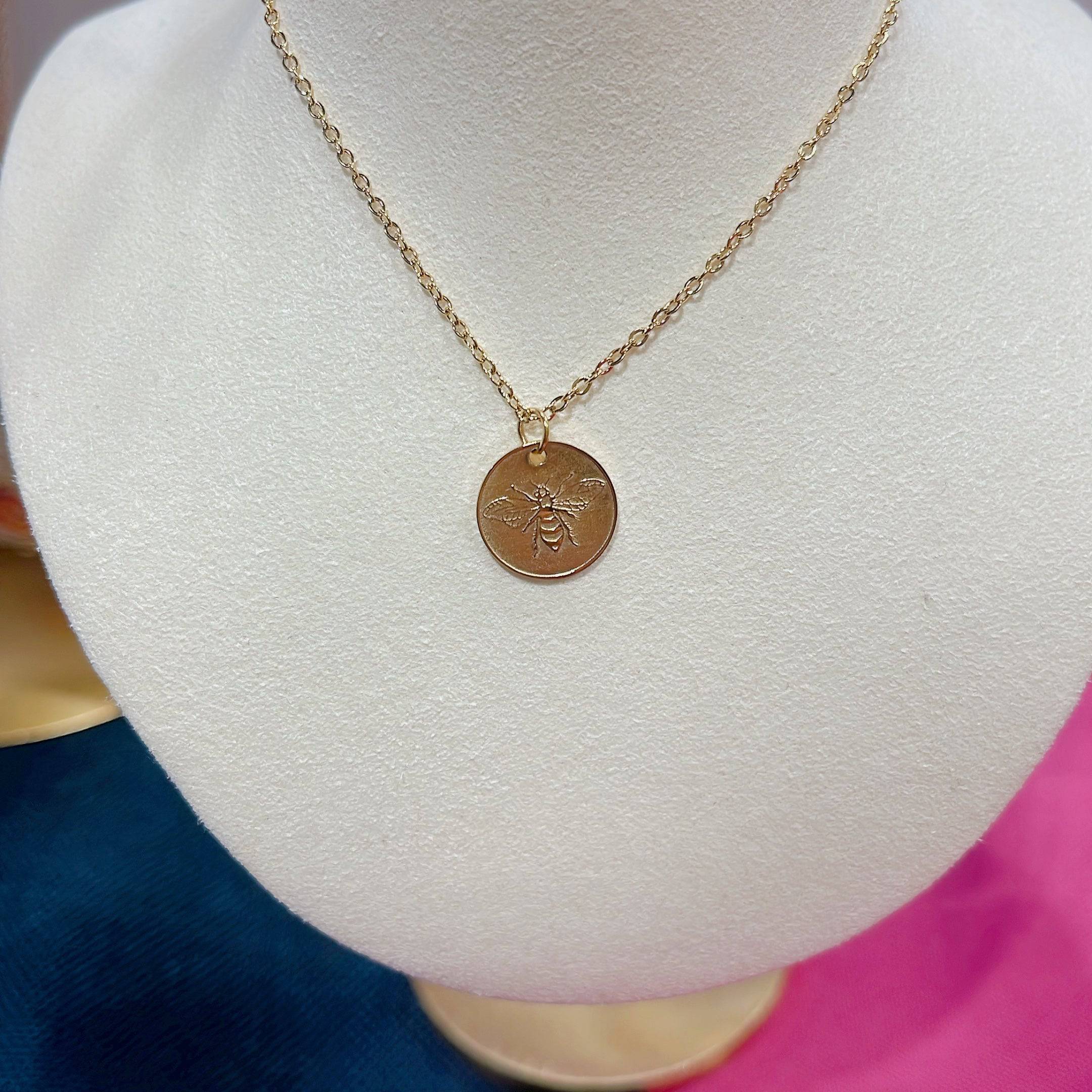 Dainty Bee Necklace - Gottohaveitfashion